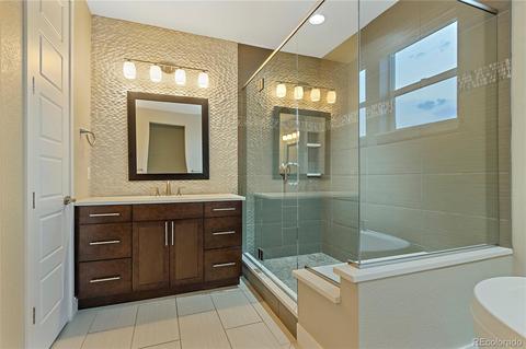 8652 E 53rd Ave, Denver, CO 80238 photo 27