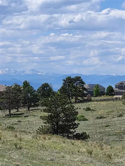 Forest Rim Road, Aurora, CO 80016