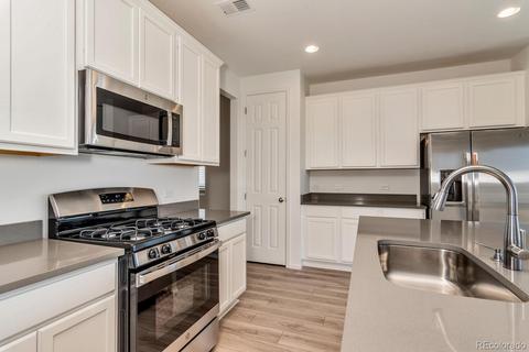 27843 E 9th Ln, Aurora, CO 80018 photo 12