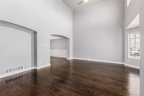 Living - 4870 Quail Ct, Frederick, CO 80504 photo 2 of 4