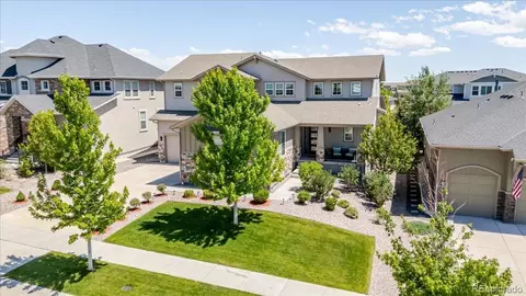 27500 E Lakeview Dr, Aurora, CO 80016