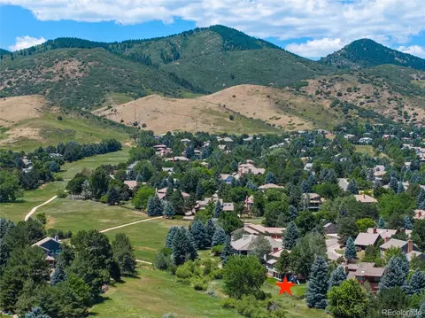 8 Porcupine Ln, Littleton, CO 80127