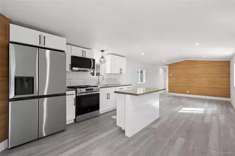 1661 Pagosa Way, Aurora, CO 80011