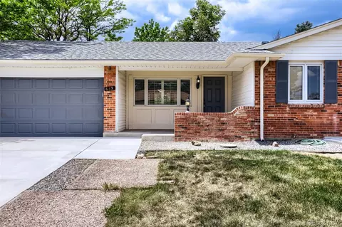 689 Jasper St, Aurora, CO 80011