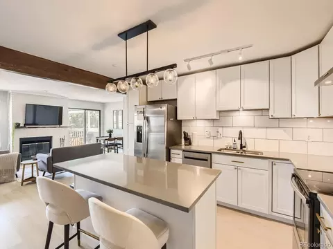 10343 E Peakview Ave #A, Englewood, CO 80111