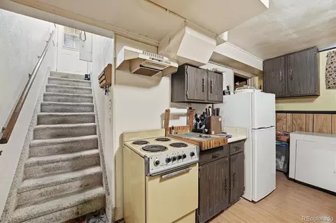 Kitchen - 80 E 106th Ave, Northglenn, CO 80233 photo 5 of 5