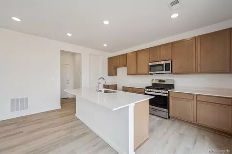 24785 E 41st Ave, Aurora, CO 80019 photo 8