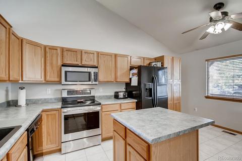 15733 E 8th Dr, Aurora, CO 80011 photo 4