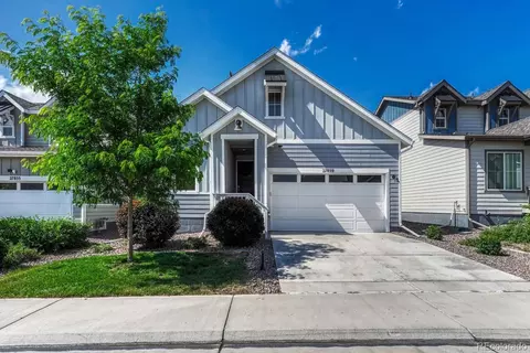 Exterior - 27859 E 7th Pl, Aurora, CO 80018 photo 3 of 9