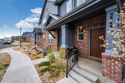 23483 E Chenango Pl, Aurora, CO 80016 photo 5