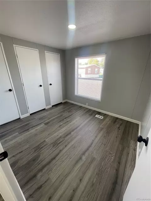 2820 Cascade Dr, Denver, CO 80260 photo 25