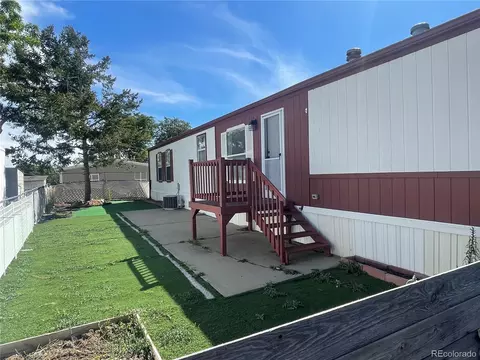2820 Cascade Dr, Denver, CO 80260 photo 7