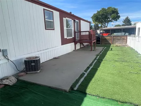 2820 Cascade Dr, Denver, CO 80260 photo 10