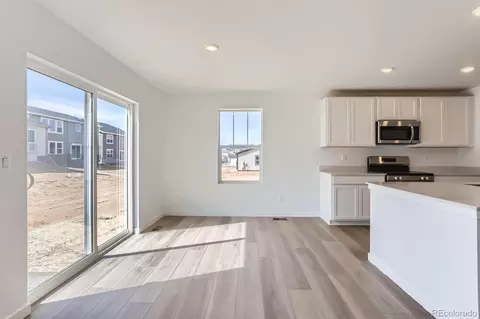 22036 E 39th Pl, Aurora, CO 80019 photo 11