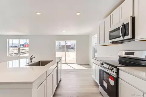 22036 E 39th Pl, Aurora, CO 80019 photo 6