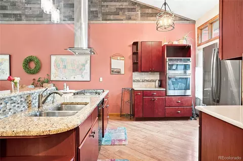 Kitchen - 4877 S Everett St, Littleton, CO 80123 photo 3 of 4
