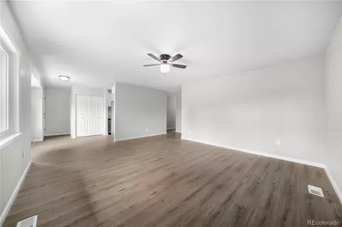 Living - 17337 E Flora Pl, Aurora, CO 80013 photo 1 of 9