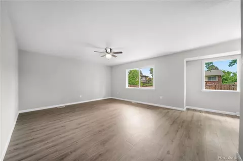 Living - 17337 E Flora Pl, Aurora, CO 80013 photo 3 of 9