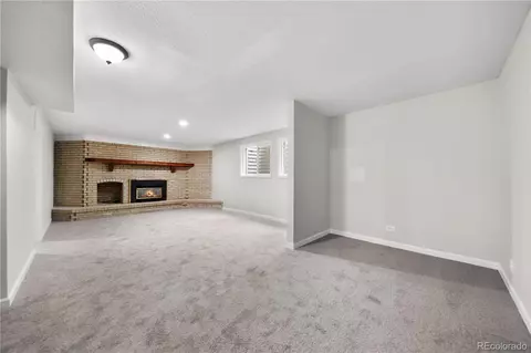 Living - 17337 E Flora Pl, Aurora, CO 80013 photo 6 of 9