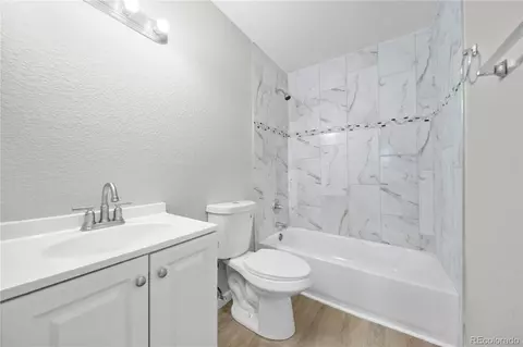 Bath - 17337 E Flora Pl, Aurora, CO 80013 photo 1 of 3