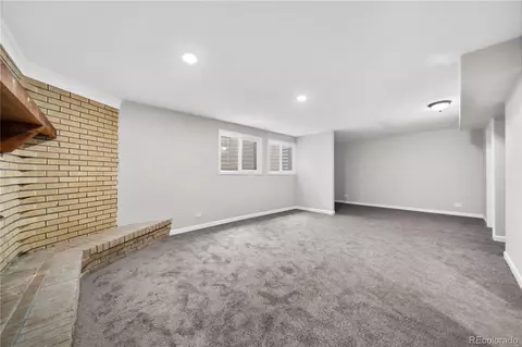 Living - 17337 E Flora Pl, Aurora, CO 80013 photo 7 of 9