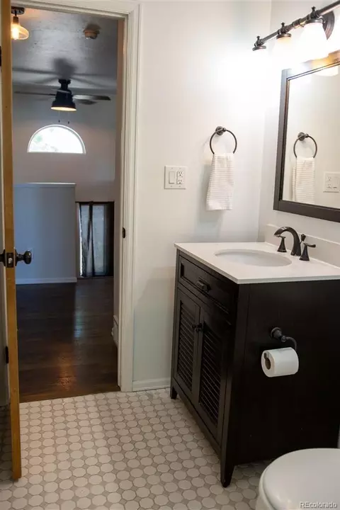 Bath - 500 W Rider Rd, Rangely, CO 81648 photo 3 of 3
