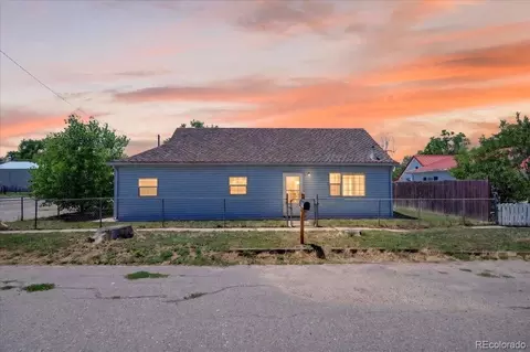 505 2nd Ave, Deer Trail, CO 80105