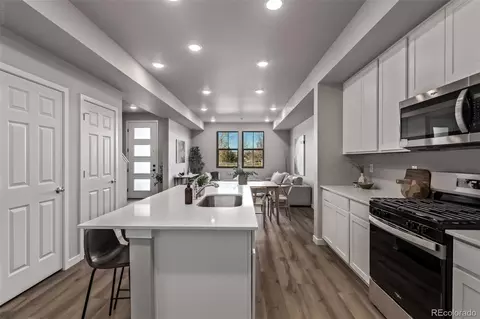 Kitchen - 2899 E 103rd Dr, Thornton, CO 80229 photo 4 of 5