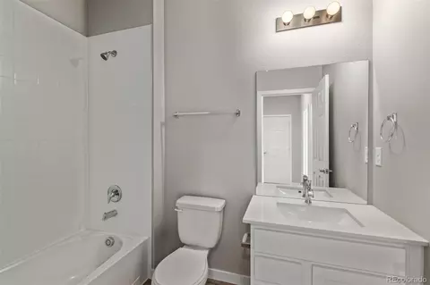 Bath - 2899 E 103rd Dr, Thornton, CO 80229 photo 6 of 6