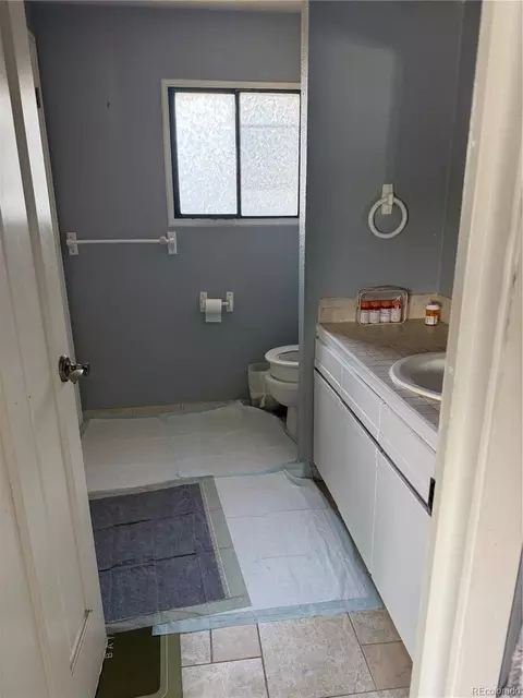 4211 E 100th Ave, Thornton, CO 80229 photo 5