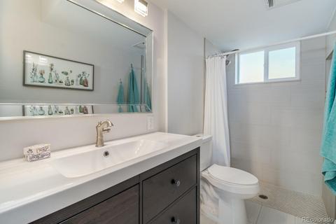4864 Scranton Ct, Denver, CO 80239 photo 18