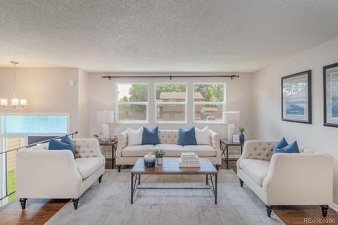 4864 Scranton Ct, Denver, CO 80239 photo 5