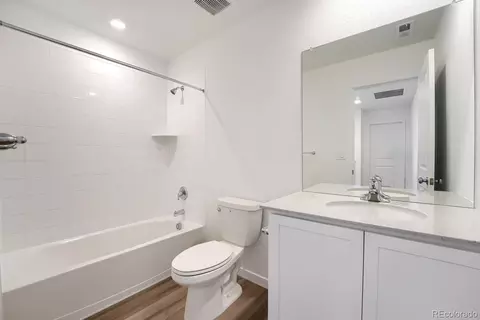 Bath - 45883 Mill Ave, Bennett, CO 80102 photo 2 of 2