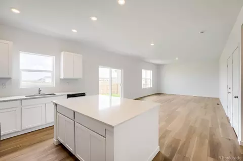 Living - 45883 Mill Ave, Bennett, CO 80102 photo 4 of 5