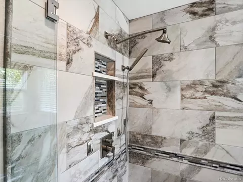 Bath - 18740 E Progress Ave, Centennial, CO 80015 photo 4 of 9