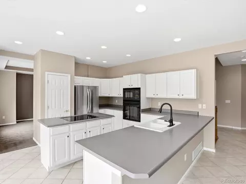 Kitchen - 18740 E Progress Ave, Centennial, CO 80015 photo 2 of 4