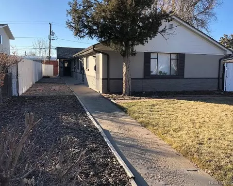 1143 Akron St, Aurora, CO 80010