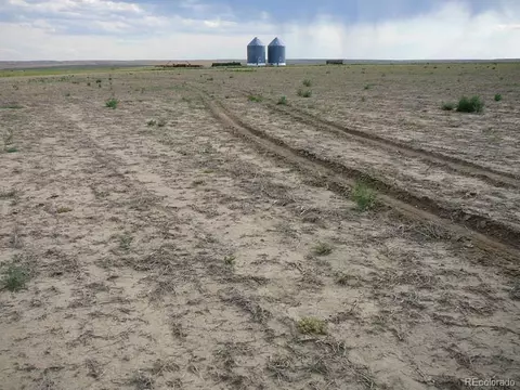 Private, Deer Trail, CO 80105