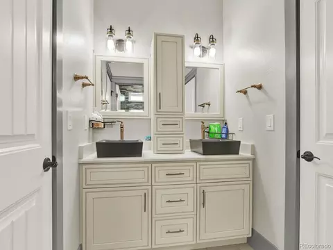 Bath - 9935 E 138th Pl, Brighton, CO 80602 photo 5 of 7
