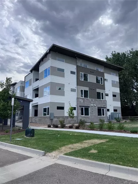 1304 Snowberry #303, Louisville, CO 80027