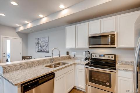 16291 E Warner Pl, Denver, CO 80239 photo 10
