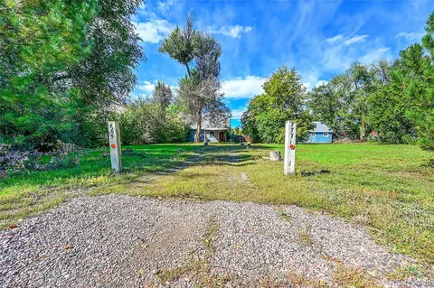 765 Emerald Ln, Lakewood, CO 80214