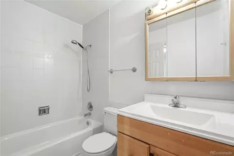 Bath - 9105 E Lehigh Ave #74, Denver, CO 80237 photo 2 of 4