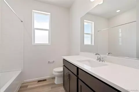 Bath - 47409 Magnolia Ave, Bennett, CO 80102 photo 3 of 3
