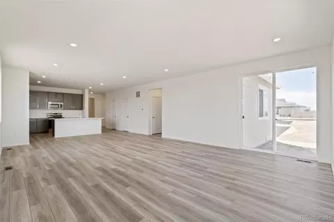 Living - 47409 Magnolia Ave, Bennett, CO 80102 photo 3 of 7