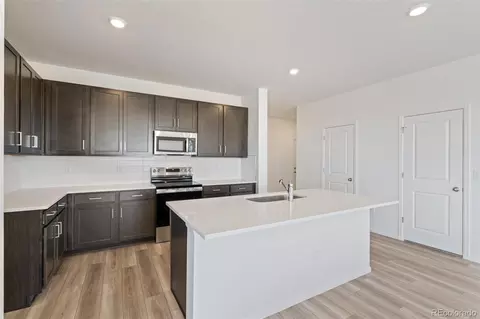 Kitchen - 47409 Magnolia Ave, Bennett, CO 80102 photo 1 of 4