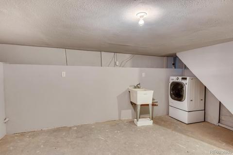 421 Fox St, Denver, CO 80204 photo 14