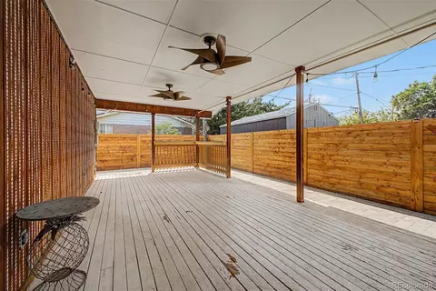 Exterior - 520 Iola St, Aurora, CO 80010 photo 3 of 6