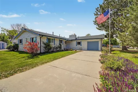 520 Iola St, Aurora, CO 80010