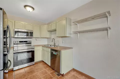 15925 E 13th Ave, Aurora, CO 80011 photo 14